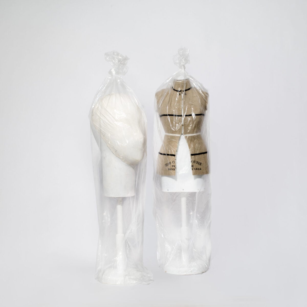 L’archivio personale di Martin Margiela supera il milione di euro all’asta L’archivio personale di Martin Margiela supera il milione di euro all’asta