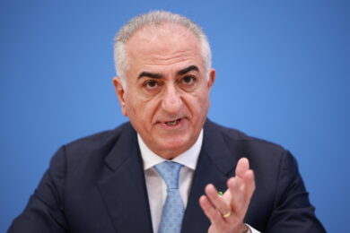 Reza Pahlavi, l’illusione di un leader che restituisca la libertà all’Iran