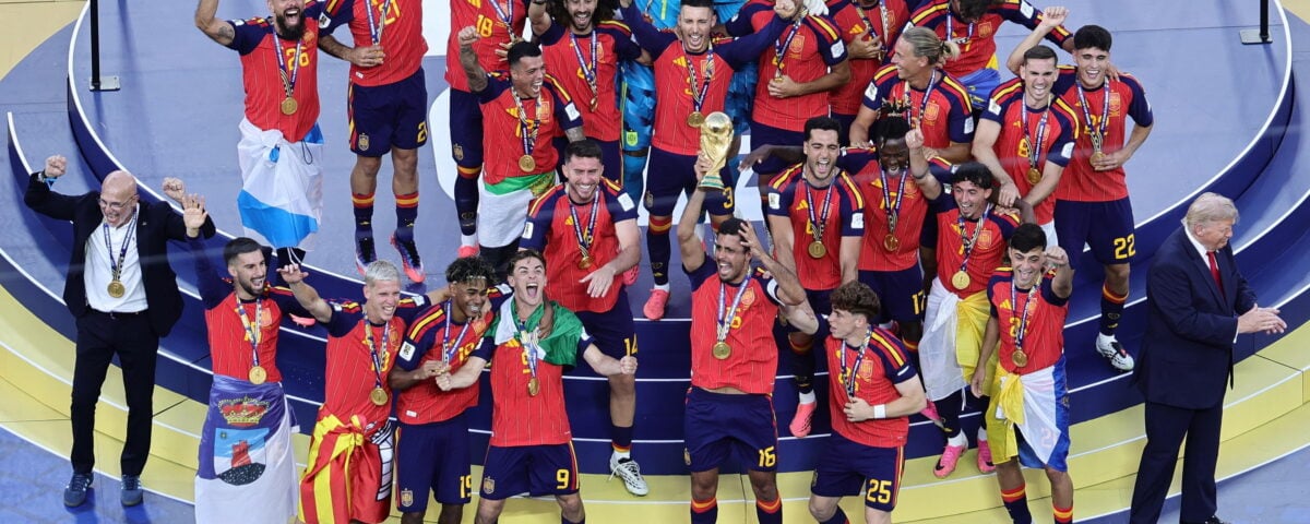 Spagna sul tetto del mondo, Messi chiude senza trionfo