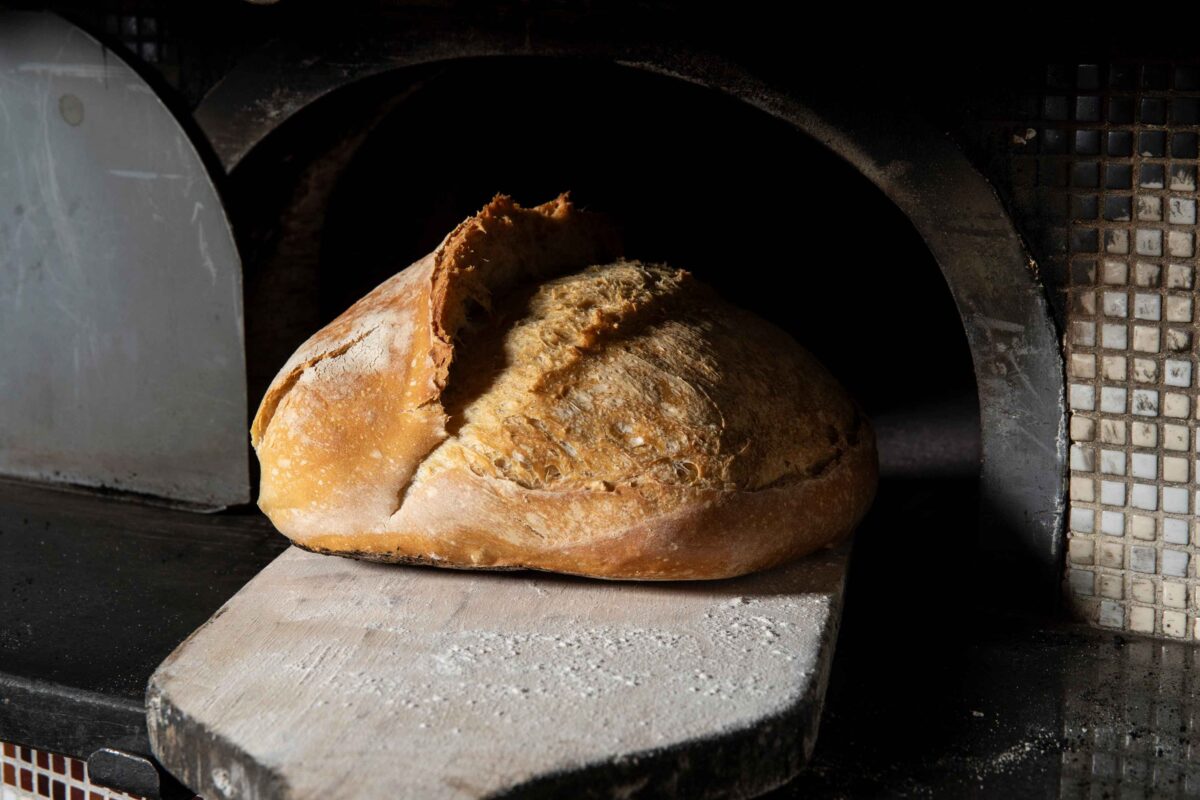 Pizza, la rivoluzione gastronomica in tavola che parte dal mulino a pietra Pizza, la rivoluzione gastronomica in tavola che parte dal mulino a pietra