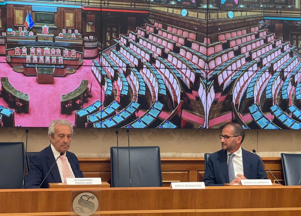 Salute: conferenza nella Sala Caduti di Nassiriya del Senato sulla medicina omeopatica. «Più informazioni per i cittadini e normativa in linea con l’Europa» Salute: conferenza nella Sala Caduti di Nassiriya del Senato sulla medicina omeopatica. «Più informazioni per i cittadini e normativa in linea con l’Europa»