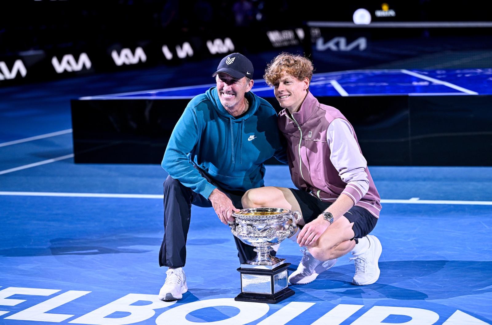 Sinner, visita medica ok (con vista sugli Us Open). Ecco come Cahill potrebbe rimanere Sinner, visita medica ok (con vista sugli Us Open). Ecco come Cahill potrebbe rimanere