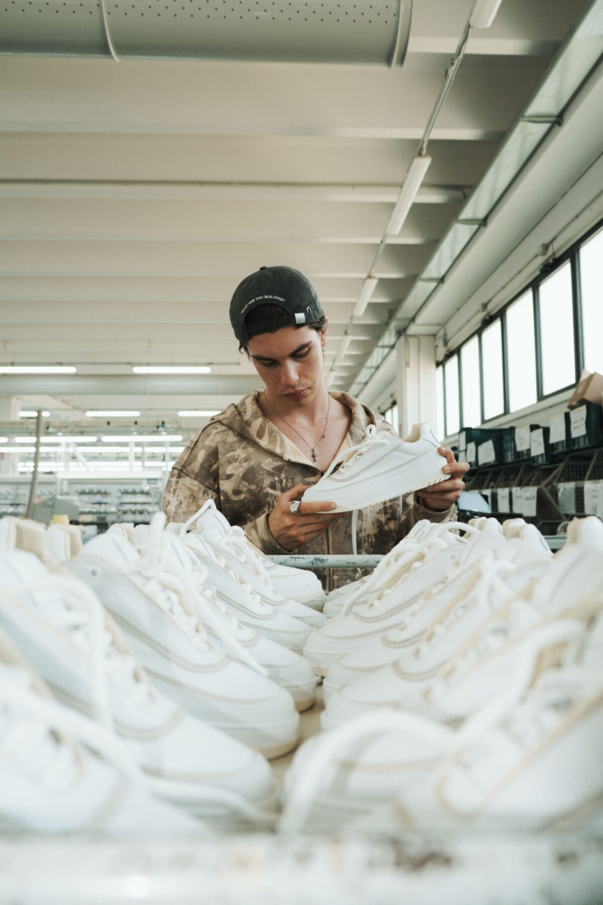Blauer e Clessio lanciano Project 02: la sneaker Made in Italy già di culto Blauer e Clessio lanciano Project 02: la sneaker Made in Italy già di culto