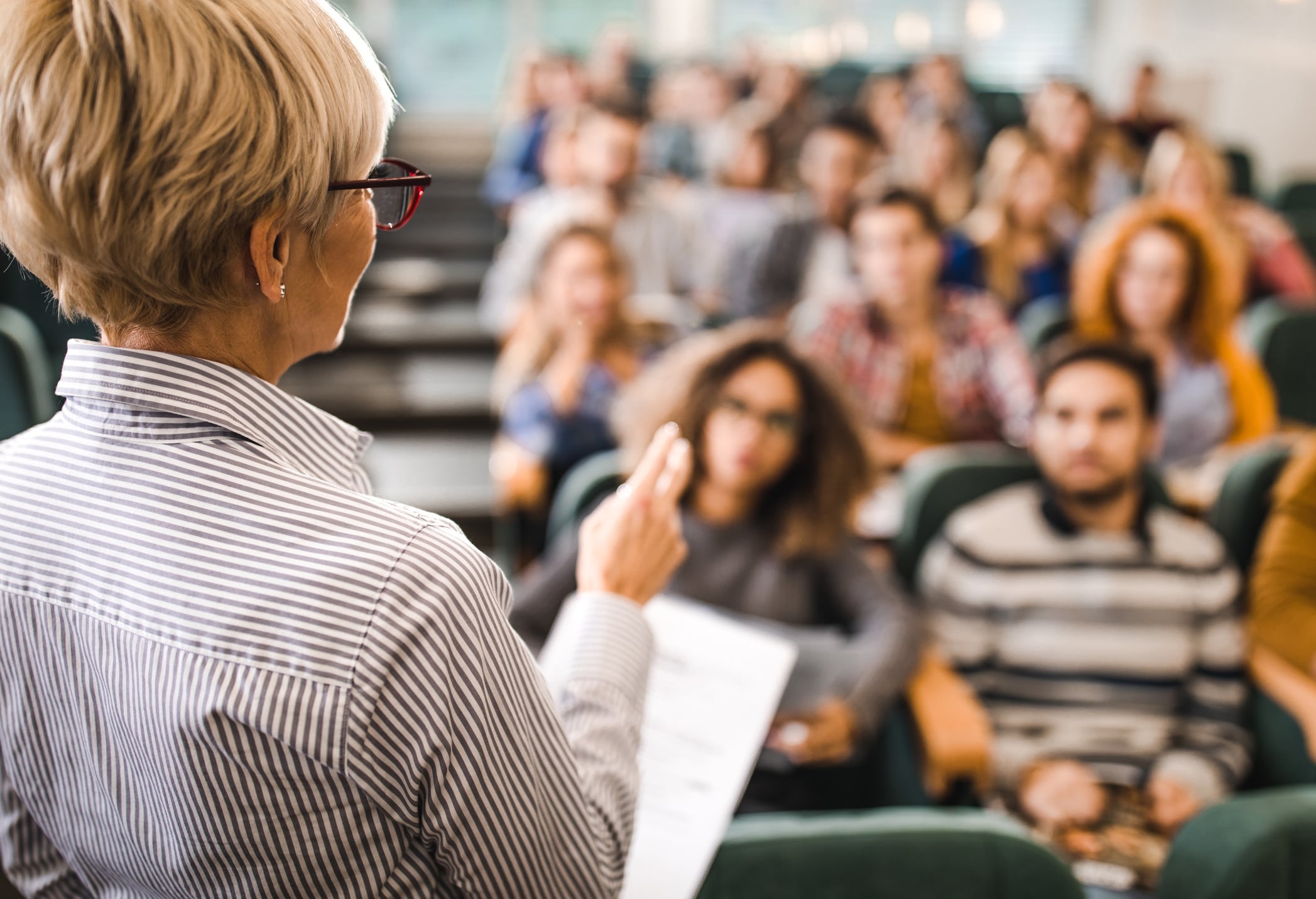 Stipendi scuola, ad agosto arrivano aumenti e arretrati: chi li riceve e cosa controllare sul cedolino Stipendi scuola, ad agosto arrivano aumenti e arretrati: chi li riceve e cosa controllare sul cedolino