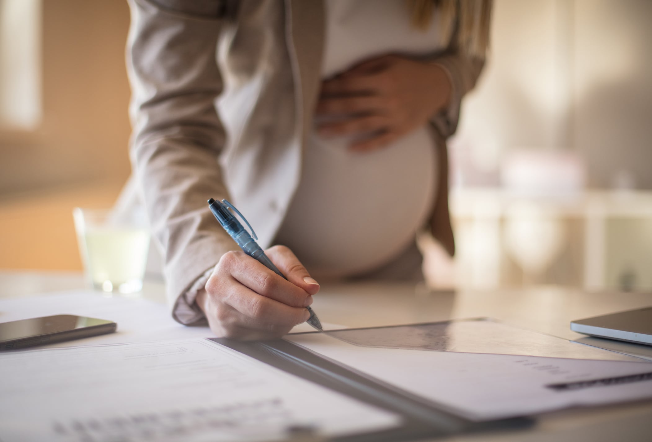 Bonus assunzioni mamme 2026, sgravio fino a 8 mila euro: chi ne ha diritto e come funziona Bonus assunzioni mamme 2026, sgravio fino a 8 mila euro: chi ne ha diritto e come funziona