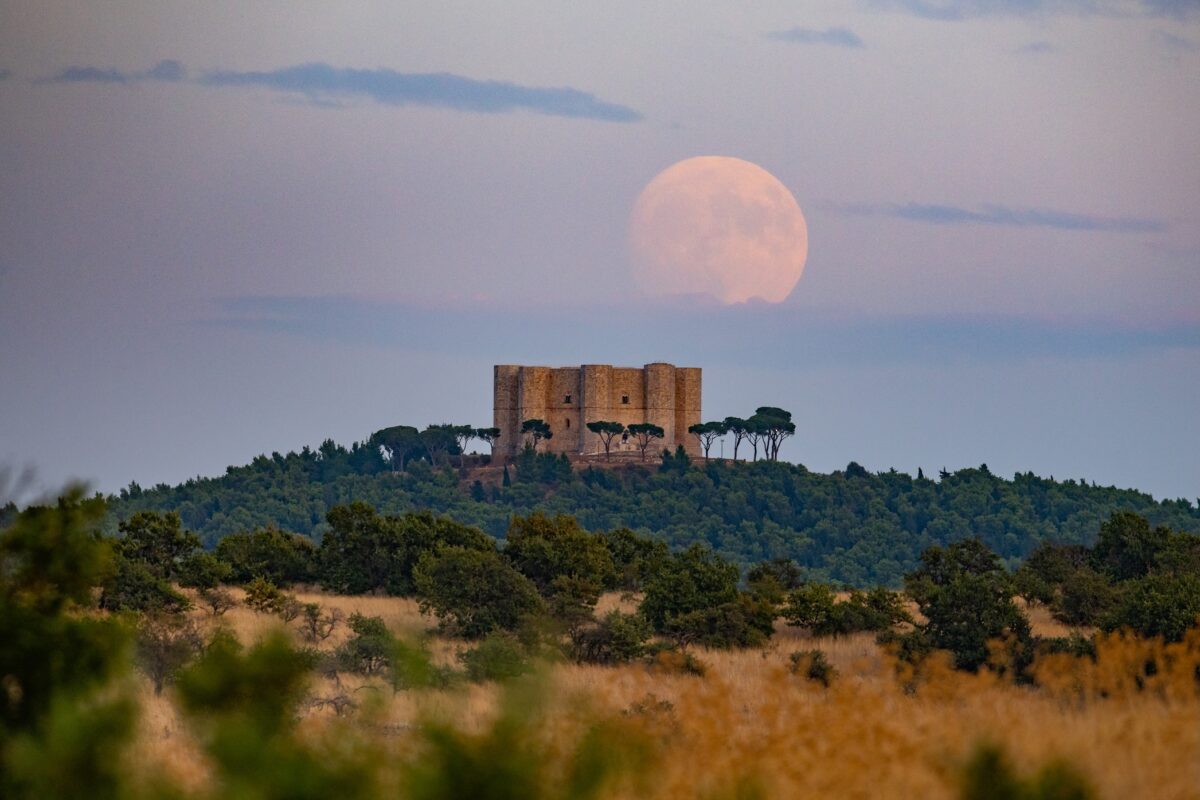 Non era una normale fortezza: il segreto matematico ed esoterico nascosto in un castello pugliese