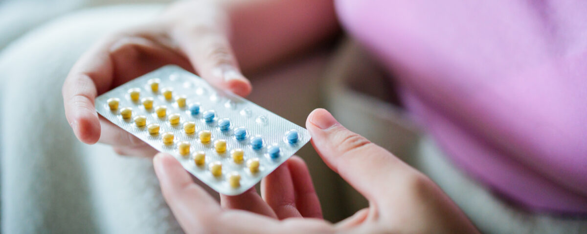«La pillola» e il tumore al cervello: quali sono davvero i rischi per le donne che la usano