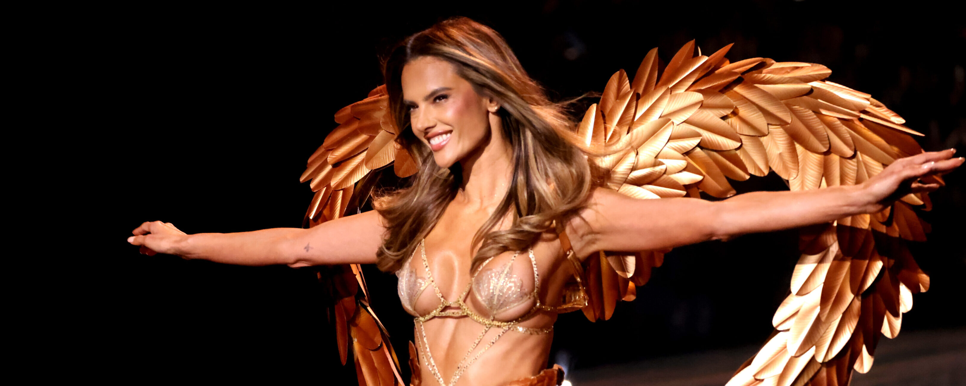 Victoria’s Secret torna sexy e Wall Street applaude: il titolo vola del 313% in un anno