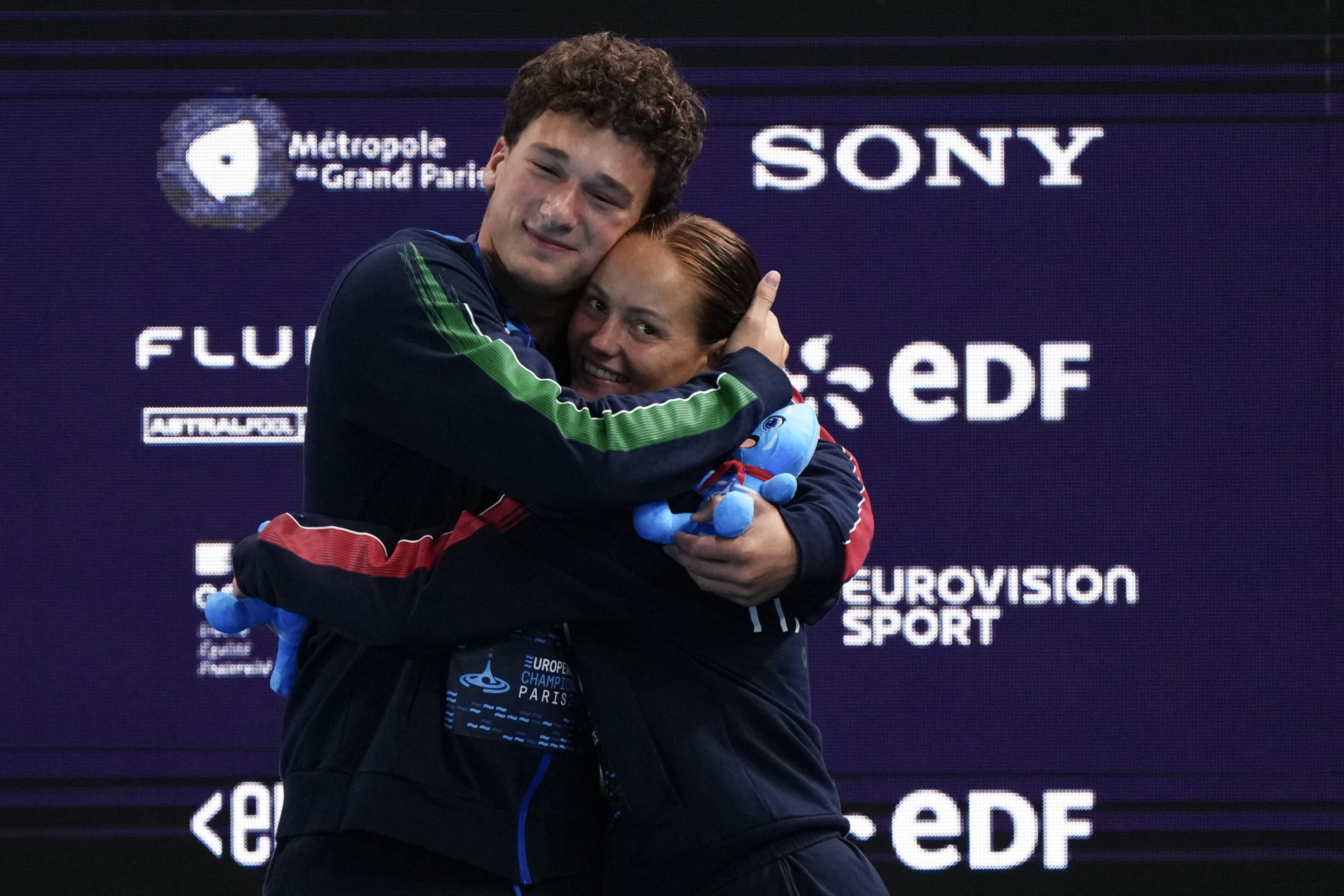 Tuffi, la giornata perfetta di Pellacani Doppio oro: nel sincro e da un metro Tuffi, la giornata perfetta di Pellacani Doppio oro: nel sincro e da un metro