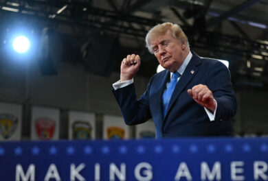 Trump rompe gli equilibri con Seul: meno esercitazioni militari e nuova apertura a Kim Jong-un