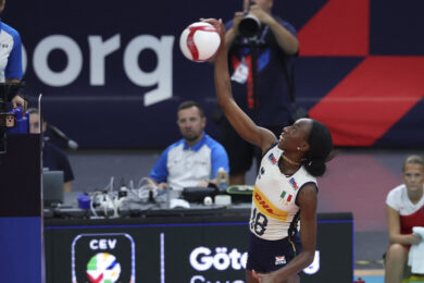L’Italvolley è spietata, Bulgaria travolta. Le azzurre di Velasco volano ai quarti
