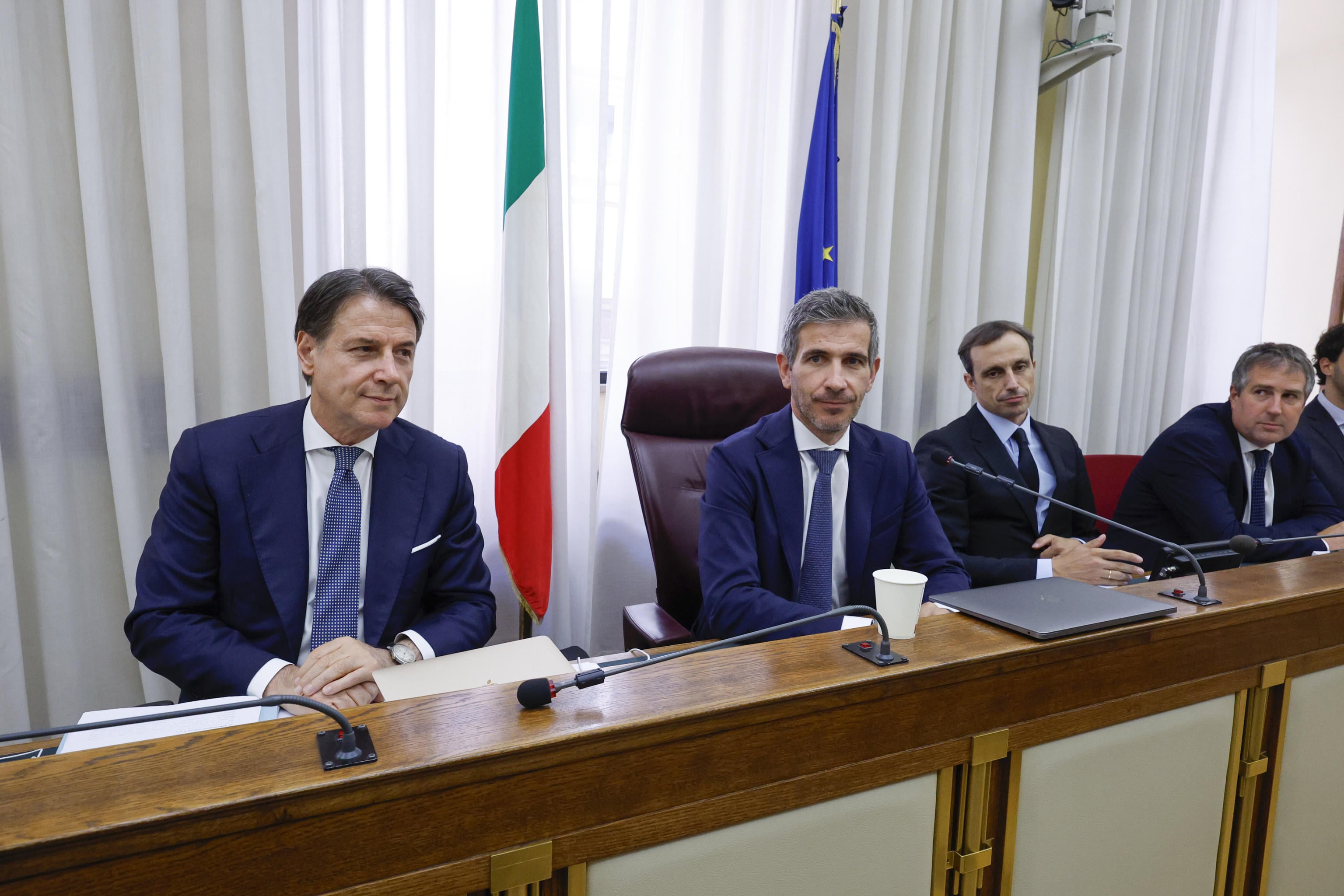 Conte in Commissione Covid: l’ex premier tiene un comizio politico Conte in Commissione Covid: l’ex premier tiene un comizio politico