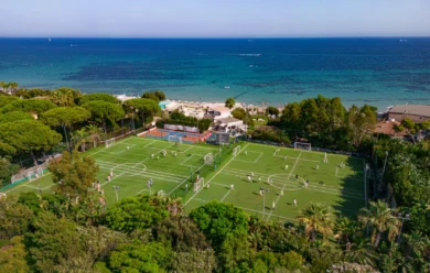 Il resort in Sardegna dove fare sport con i campioni veri