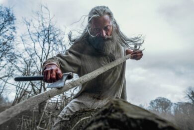 Robin Hood non era un eroe: Hugh Jackman distrugge la leggenda nel film più oscuro dell’estate