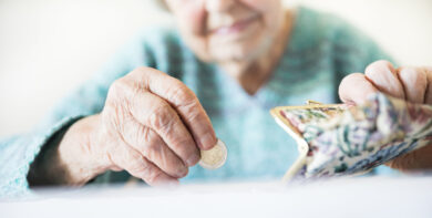 Pensione di agosto più bassa, non è sempre colpa del 730: chi rischia la trattenuta Inps e cosa fare entro il 15 settembre