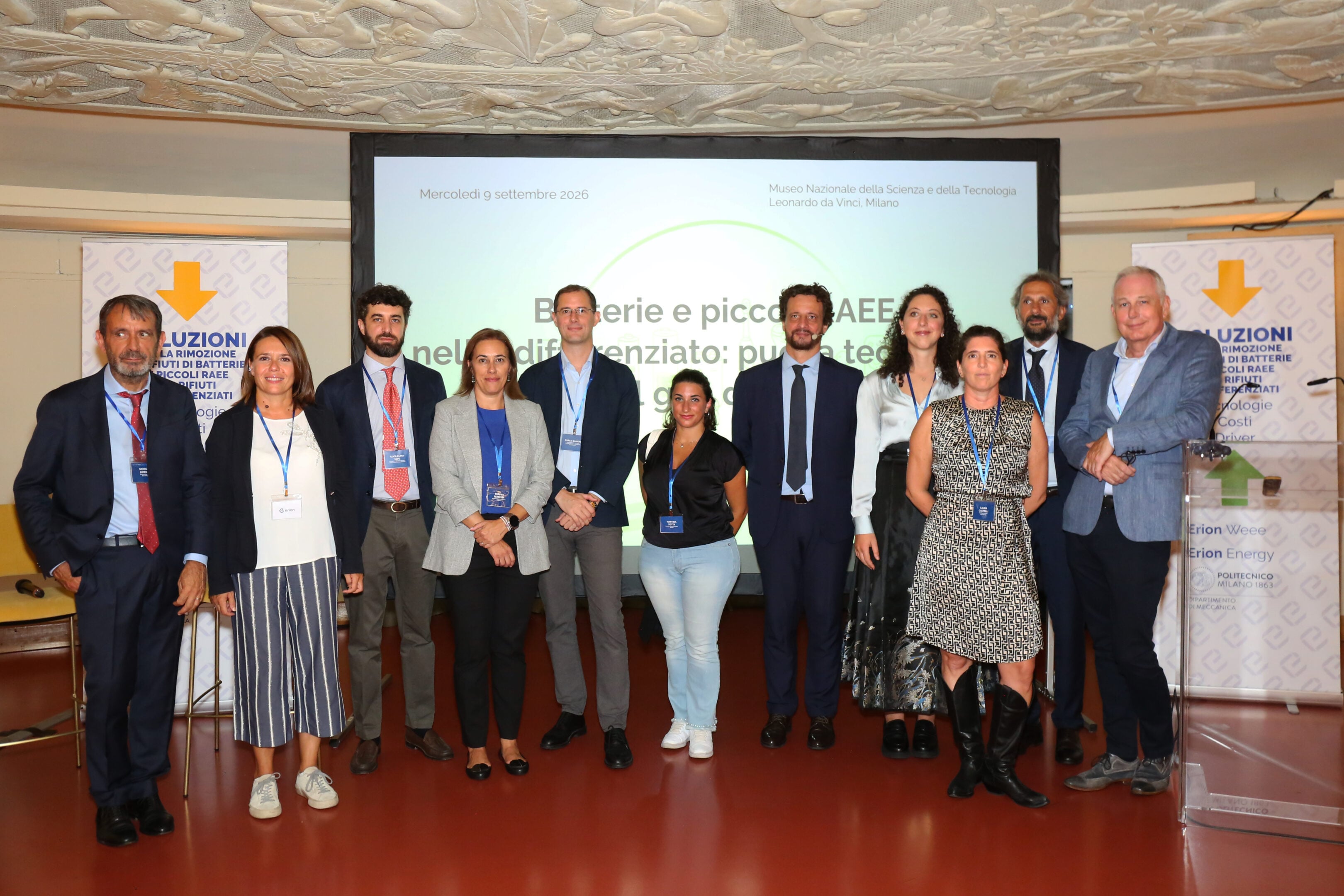 Rifiuti elettronici, l’errore quotidiano che costa caro all’Italia: come superare la nuova sfida del riciclo Rifiuti elettronici, l’errore quotidiano che costa caro all’Italia: come superare la nuova sfida del riciclo