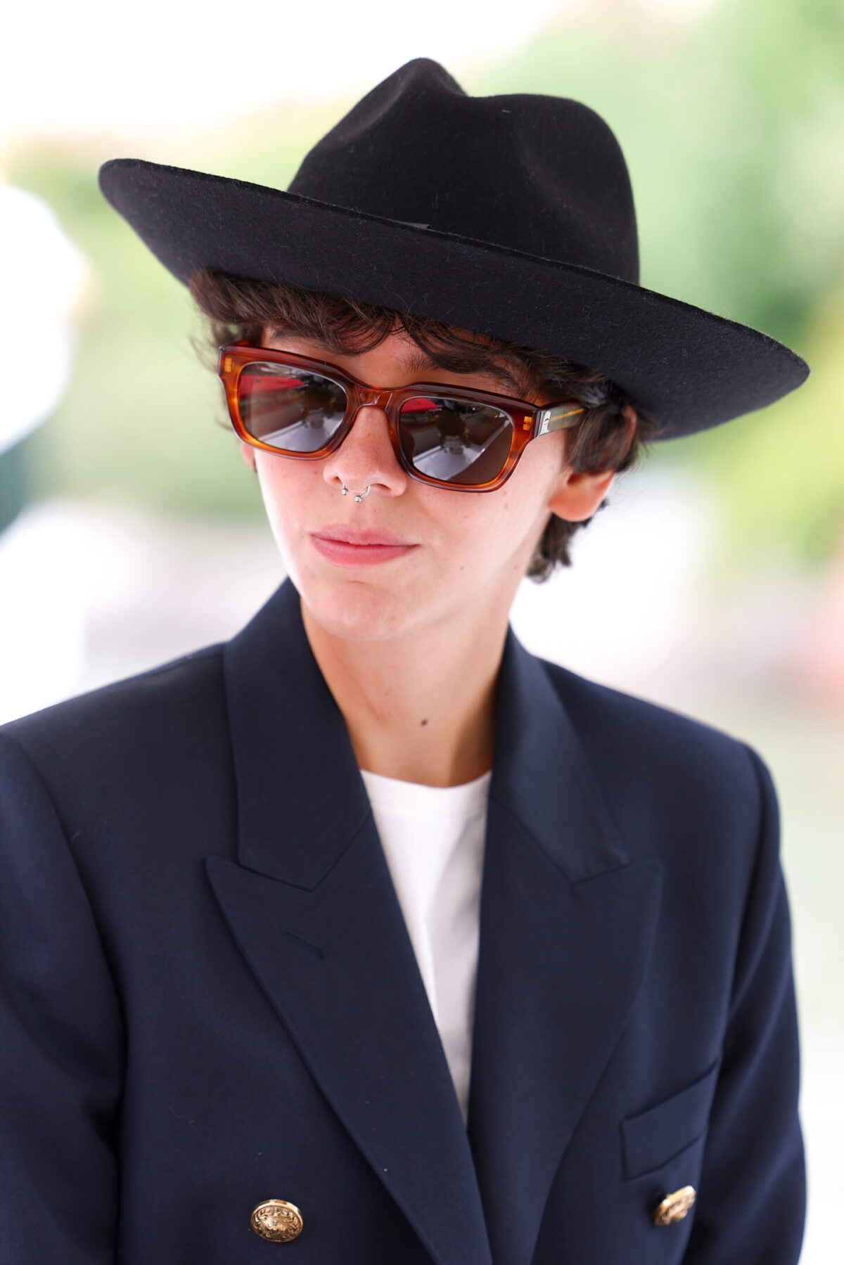 Festival di Venezia, gli occhiali da sole sono l’accessorio immancabile delle star