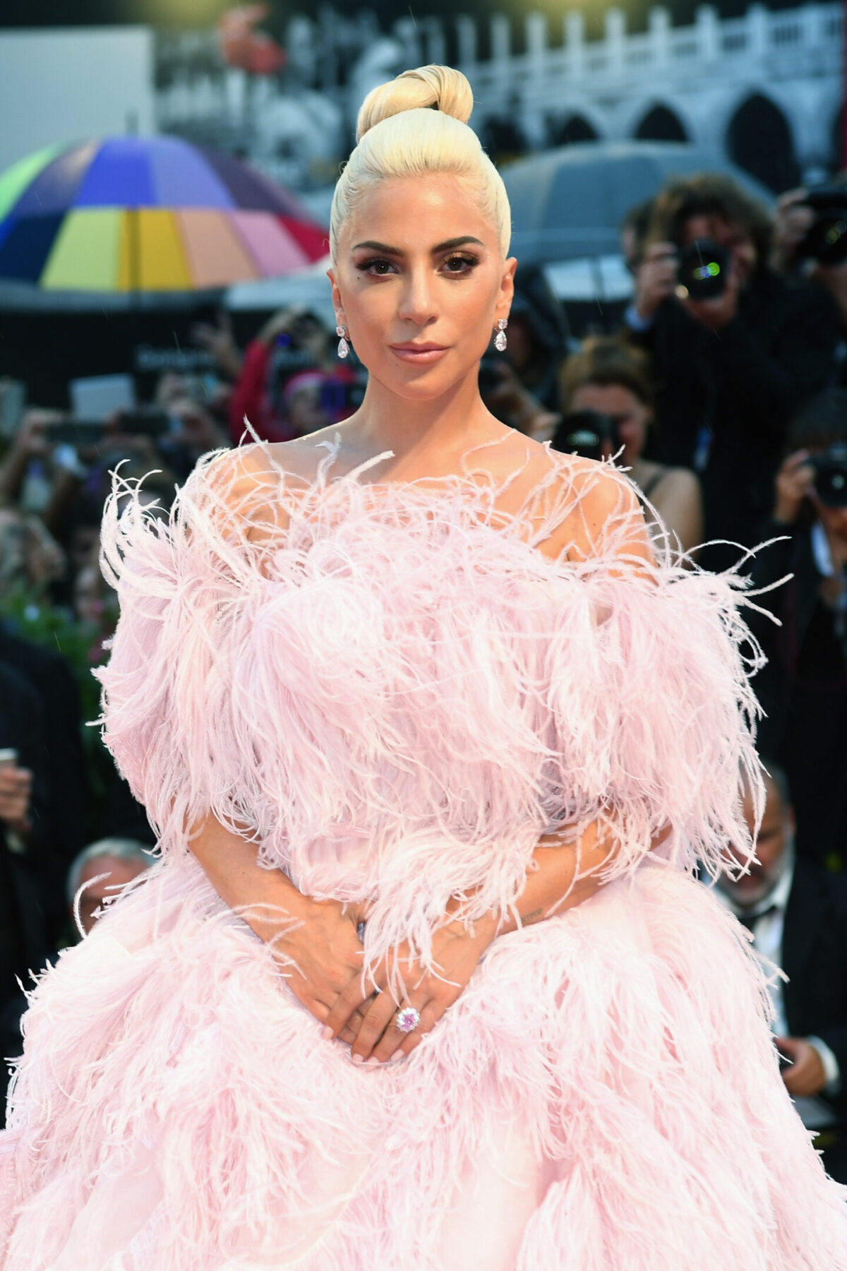 Festival di Venezia, i look più belli di sempre che hanno fatto la storia del red carpet Festival di Venezia, i look più belli di sempre che hanno fatto la storia del red carpet