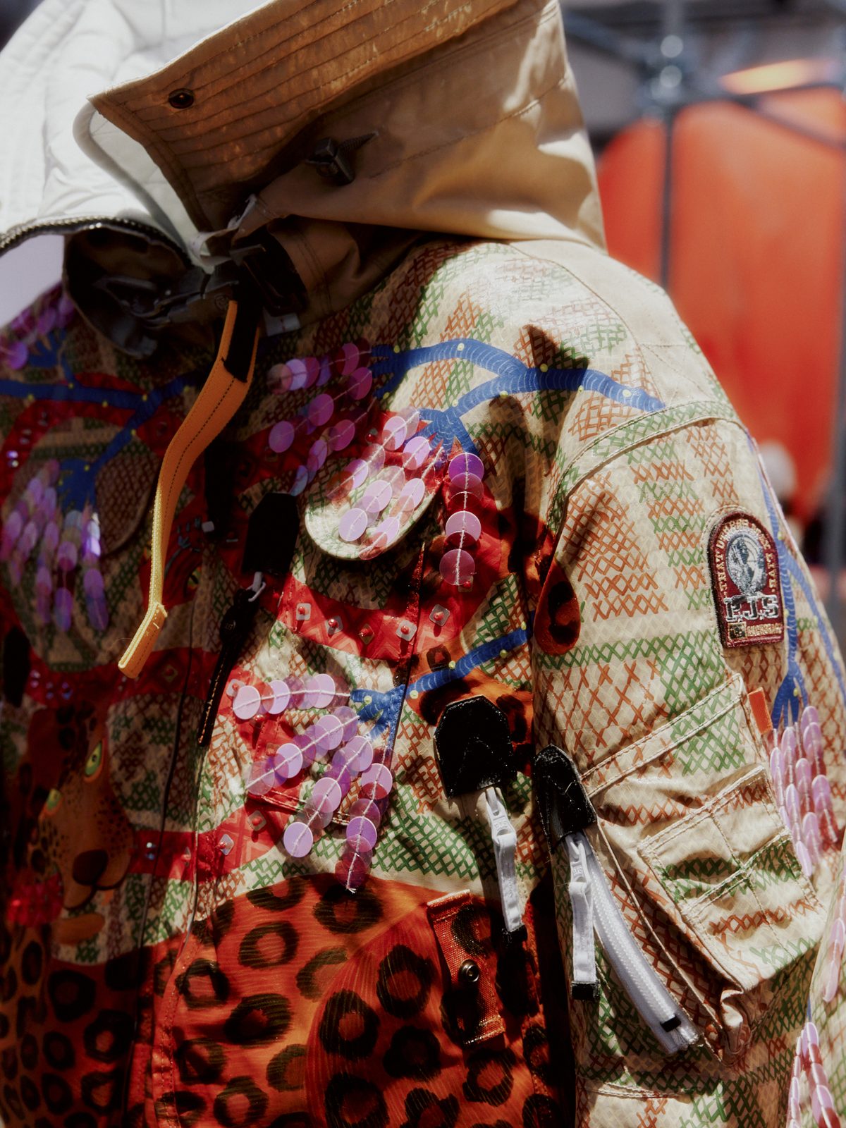 Parajumpers celebra vent’anni di successo alla fashion week Parajumpers celebra vent’anni di successo alla fashion week