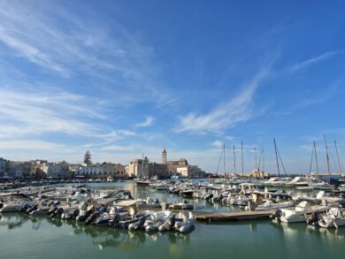 Trani: il porto dove tutto si incontra