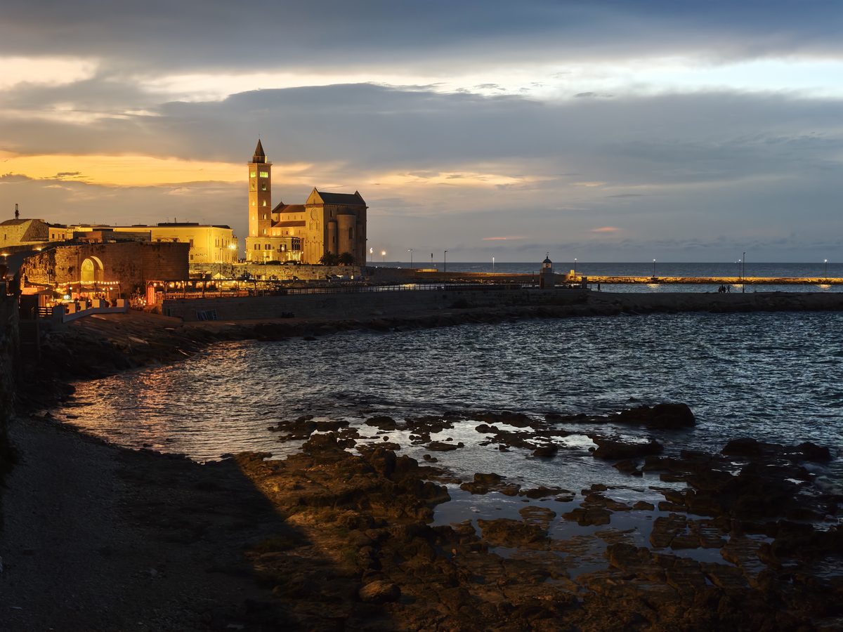Trani: il porto dove tutto si incontra