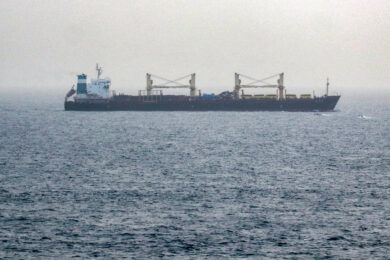 Gli Houthi alzano la pressione sul petrolio: la nuova tenaglia dell’Iran sui mari