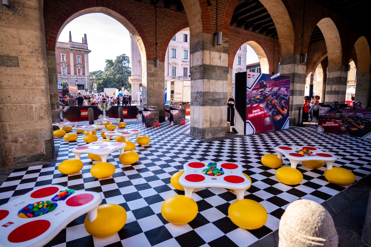 LEGO porta 85.000 mattoncini tra Milano e Monza per il Gran Premio di Formula 1
