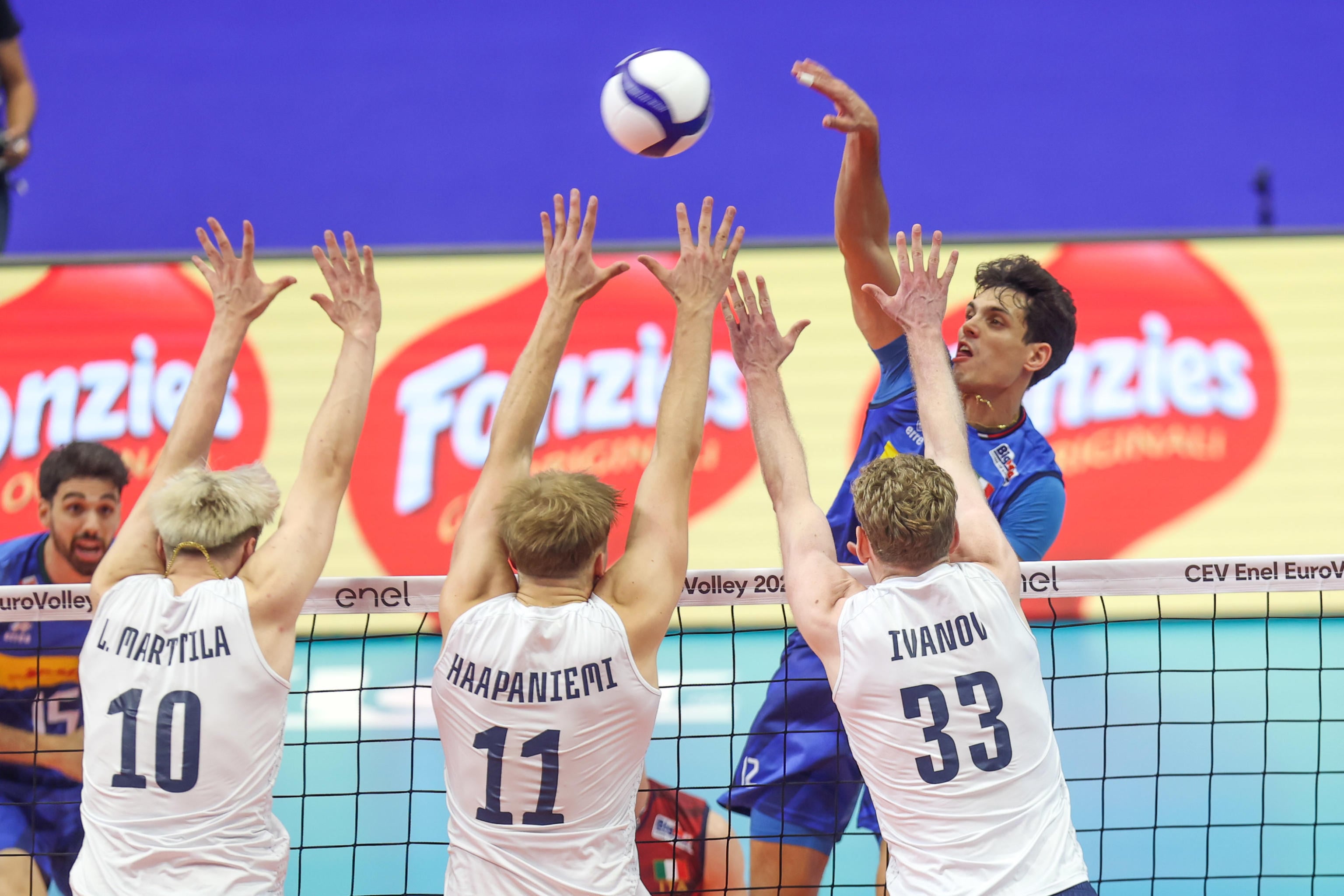 Europei di volley, l’Italia si abbatte sul muro della Finlandia (vera sorpresa del torneo) Europei di volley, l’Italia si abbatte sul muro della Finlandia (vera sorpresa del torneo)