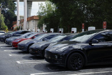 Benzina alle stelle, in Europa arriva il boom dell’elettrico