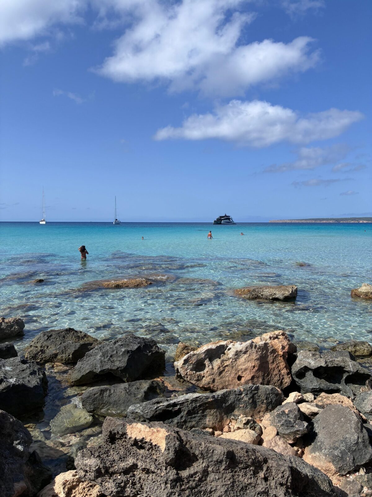 A Formentera il lusso più estremo è non disturbare (e non essere disturbati) A Formentera il lusso più estremo è non disturbare (e non essere disturbati)