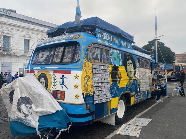 Argentina tra inflazione e fascino eterno: la nuova vita degli italiani a Buenos Aires (reportage) Argentina tra inflazione e fascino eterno: la nuova vita degli italiani a Buenos Aires (reportage)