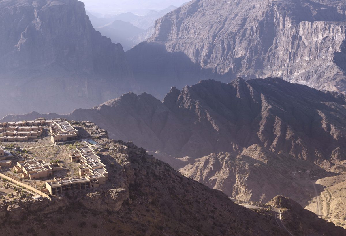Oman: dalle dune alle montagne, il Sultanato che sceglie di essere diverso