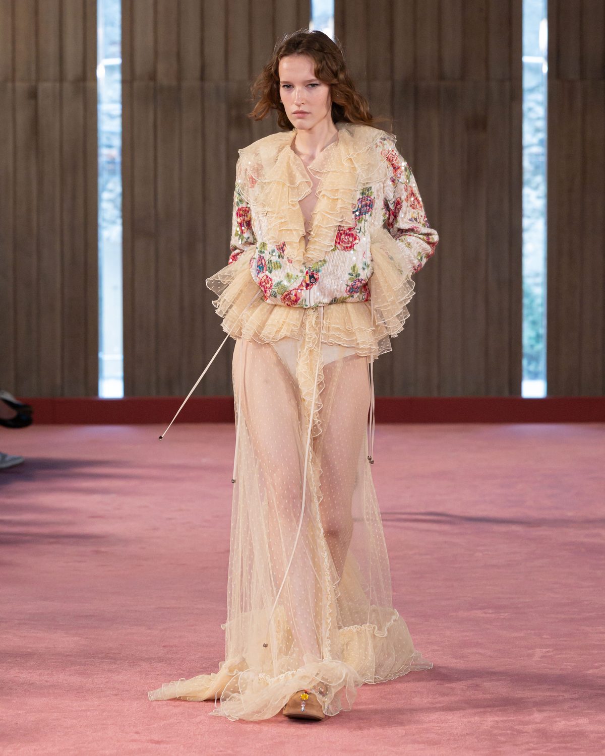 Fine della Fashion Month: tra sfilate, crisi e intelligenza artificiale Fine della Fashion Month: tra sfilate, crisi e intelligenza artificiale