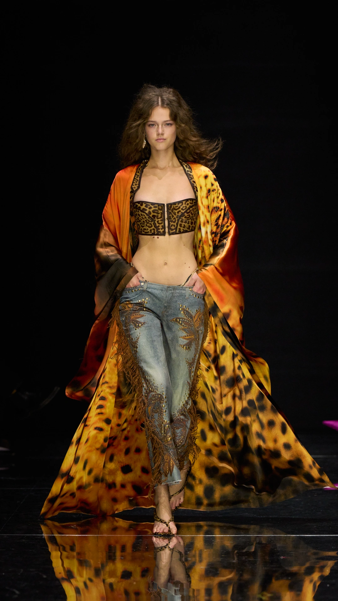 Fine della Fashion Month: tra sfilate, crisi e intelligenza artificiale Fine della Fashion Month: tra sfilate, crisi e intelligenza artificiale