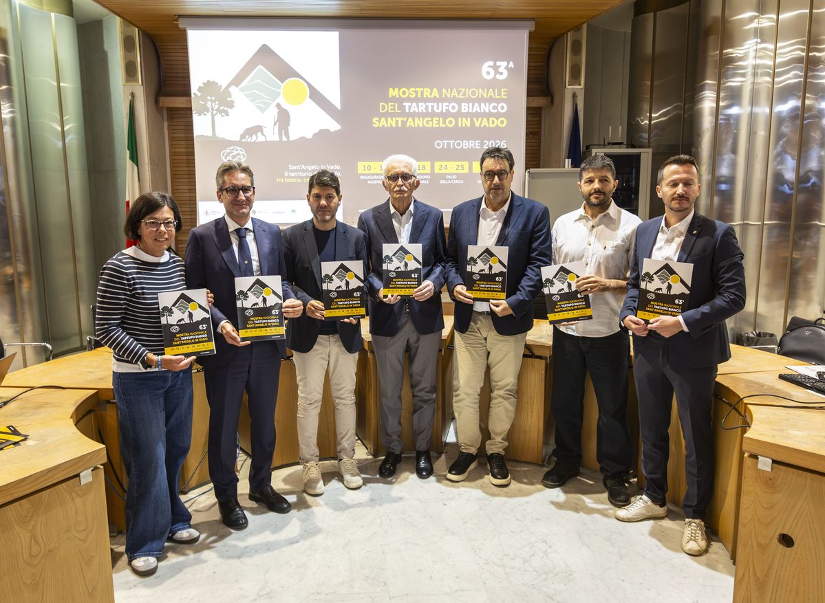 Tartufo Bianco Pregiato: a Sant’Angelo in Vado, nelle Marche, 63 anni di cerca, cultura e tradizioni in Mostra Tartufo Bianco Pregiato: a Sant’Angelo in Vado, nelle Marche, 63 anni di cerca, cultura e tradizioni in Mostra