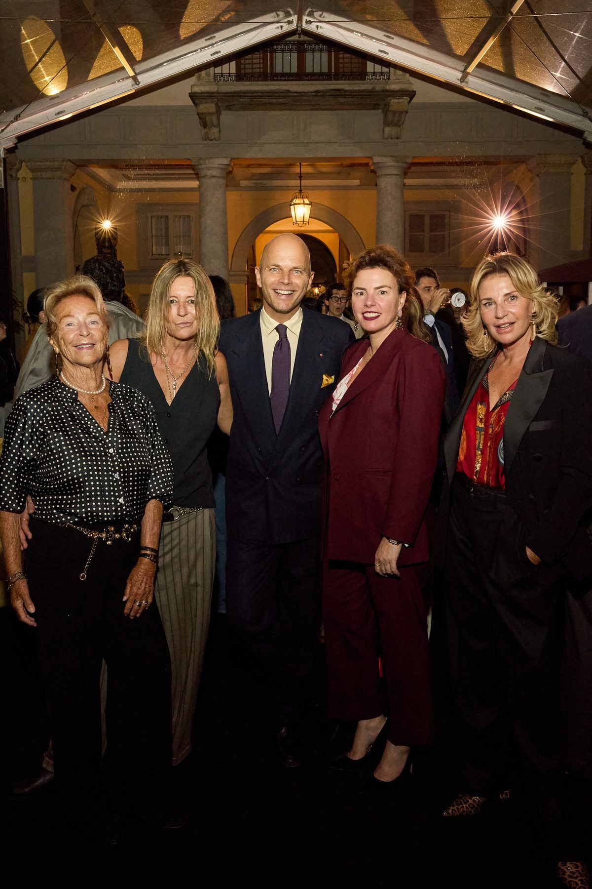Rubinacci lancia il womenswear: la giacca napoletana sposa il lusso femminile Rubinacci lancia il womenswear: la giacca napoletana sposa il lusso femminile