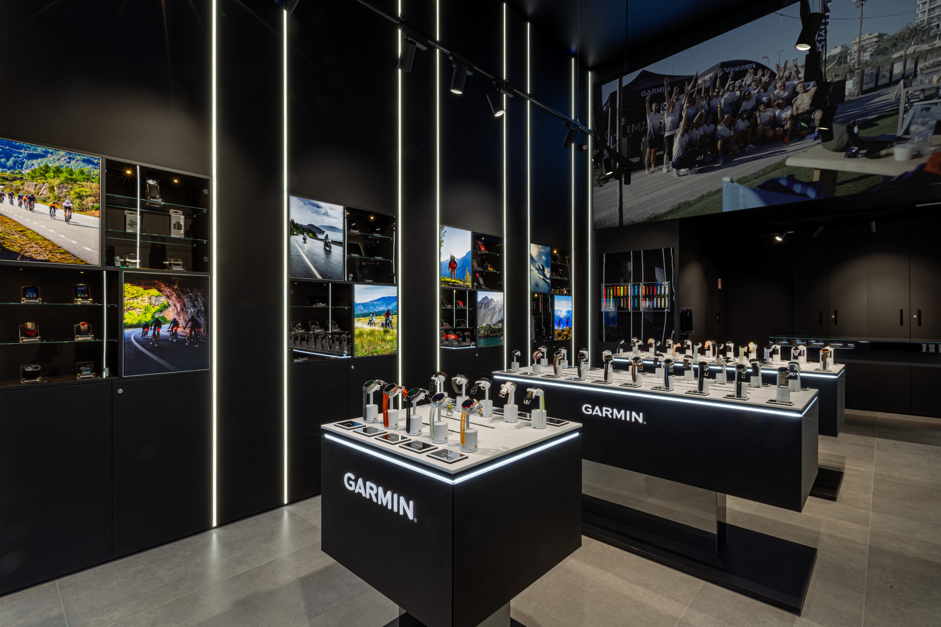 Dagli smartwatch al fitness: il nuovo negozio di Garmin nel cuore di Bologna