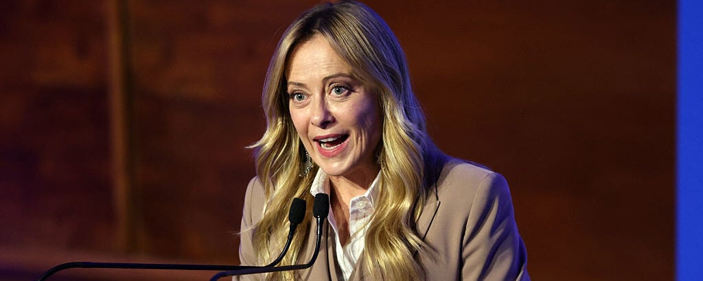 Cortei e violenze, la svolta di Giorgia Meloni: «Fermo preventivo e chi rompe paga»