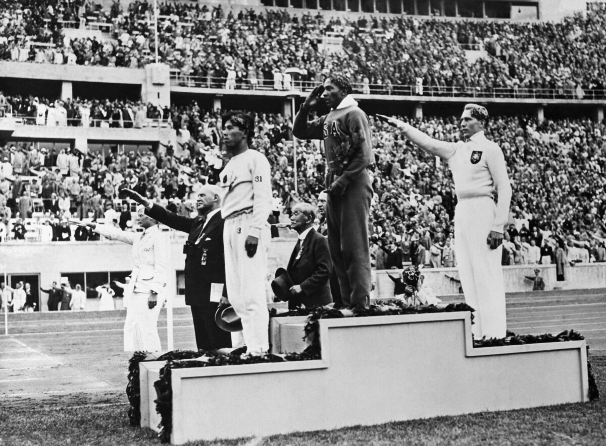 Sport e storia: l’amicizia tra Owens e Long alle Olimpiadi di Berlino del 1936