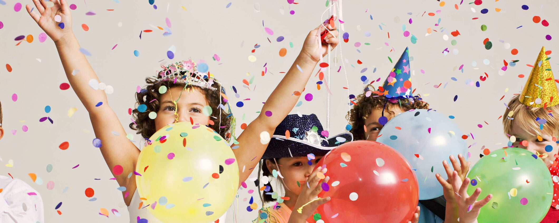 Party in stile Kardashian: l’incubo feste dei bambini tra sleepover e budget da capogiro Party in stile Kardashian: l’incubo feste dei bambini tra sleepover e budget da capogiro