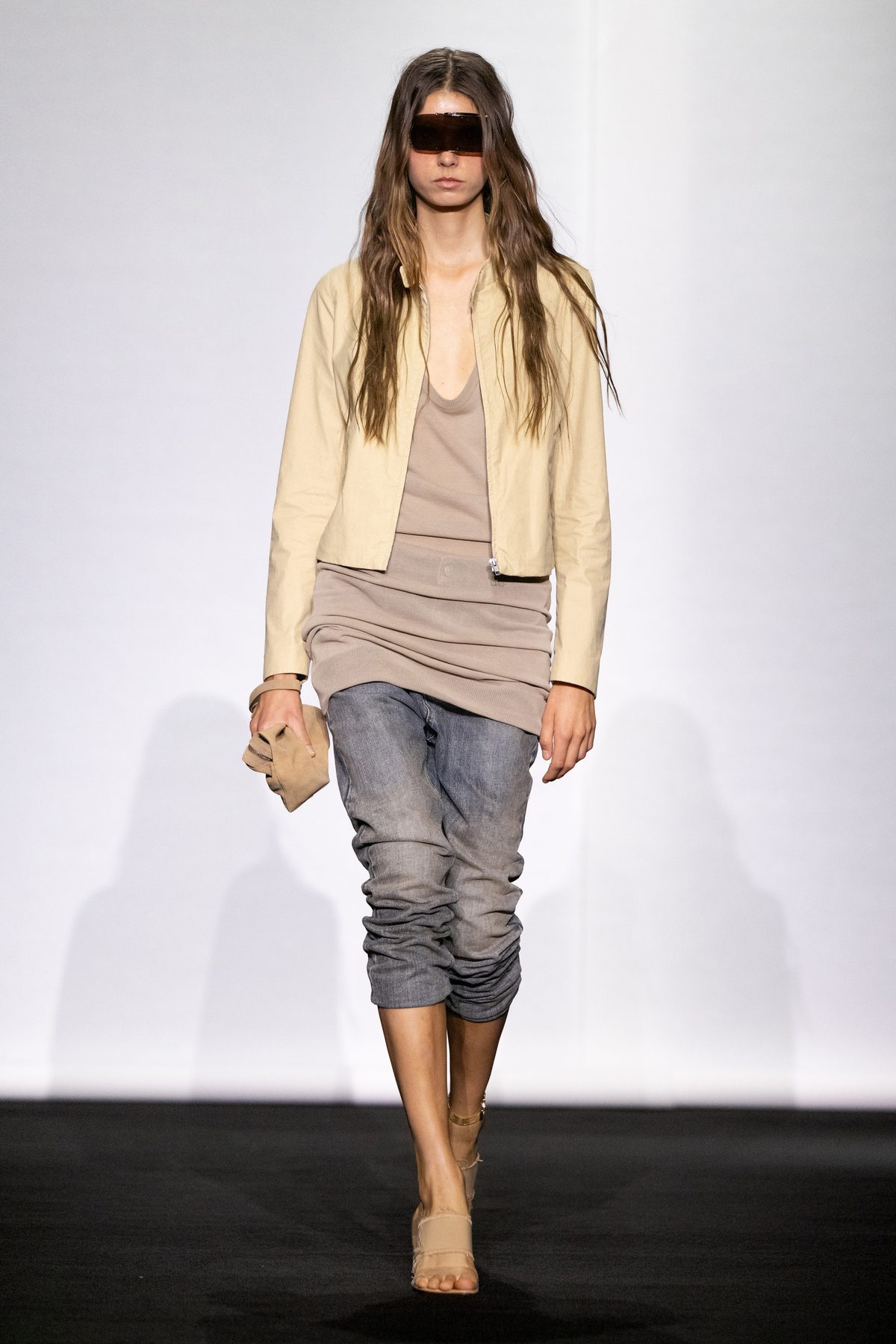 Fine della Fashion Month: tra sfilate, crisi e intelligenza artificiale Fine della Fashion Month: tra sfilate, crisi e intelligenza artificiale
