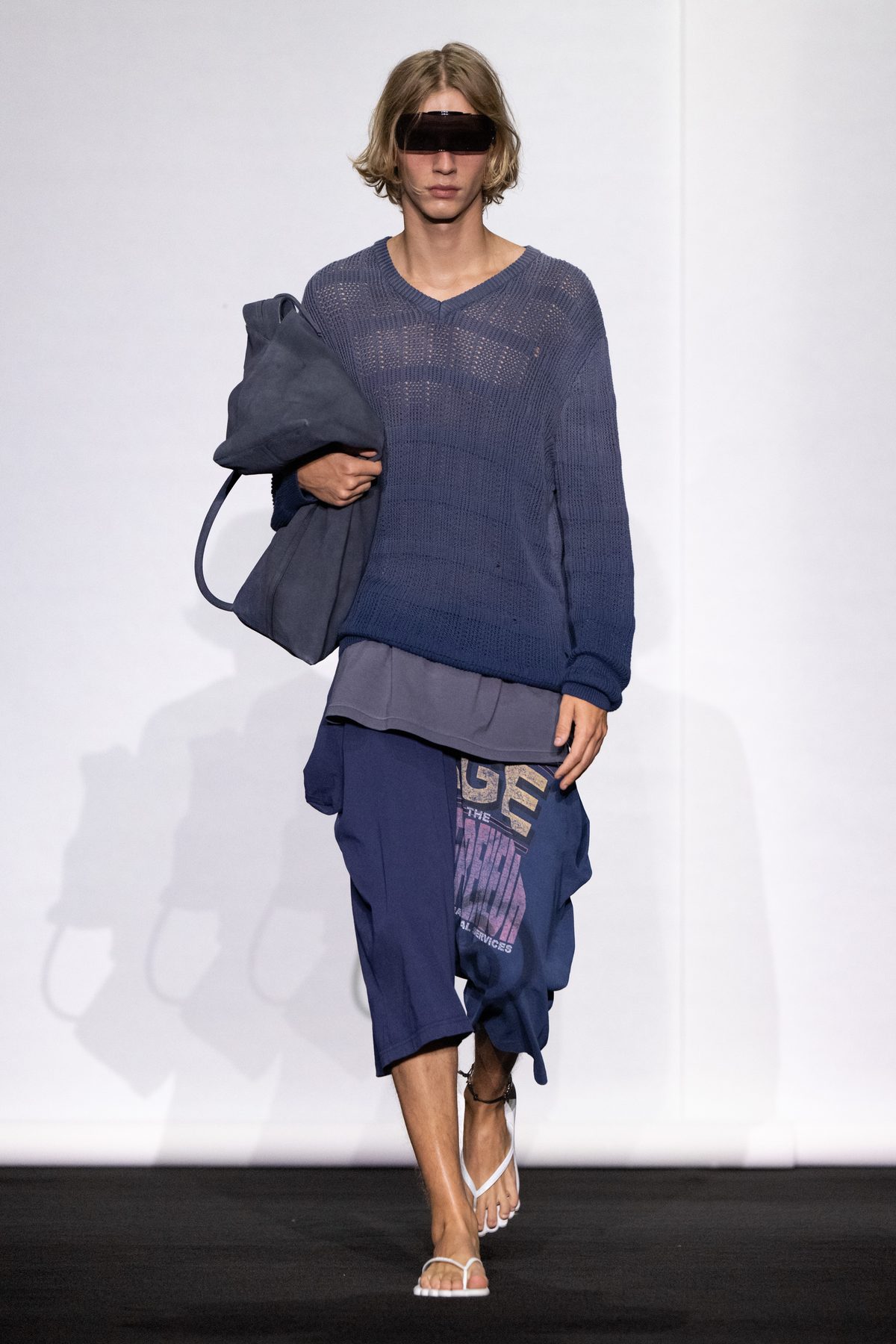 Fine della Fashion Month: tra sfilate, crisi e intelligenza artificiale Fine della Fashion Month: tra sfilate, crisi e intelligenza artificiale