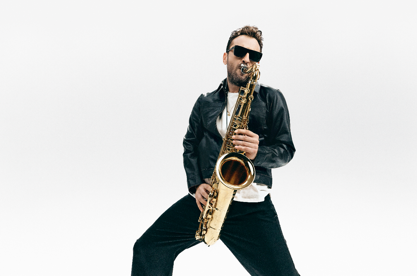 Cremonini riparte da Londra, con l’album Amateur. «Dentro di me ho una crepa, la nuova musica mi ha fatto rinascere» Cremonini riparte da Londra, con l’album Amateur. «Dentro di me ho una crepa, la nuova musica mi ha fatto rinascere»